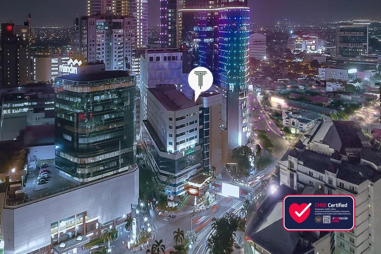 Tunjungan Hotel Surabaya Exterior photo