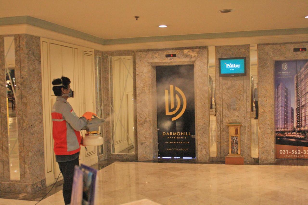Tunjungan Hotel Surabaya Exterior photo